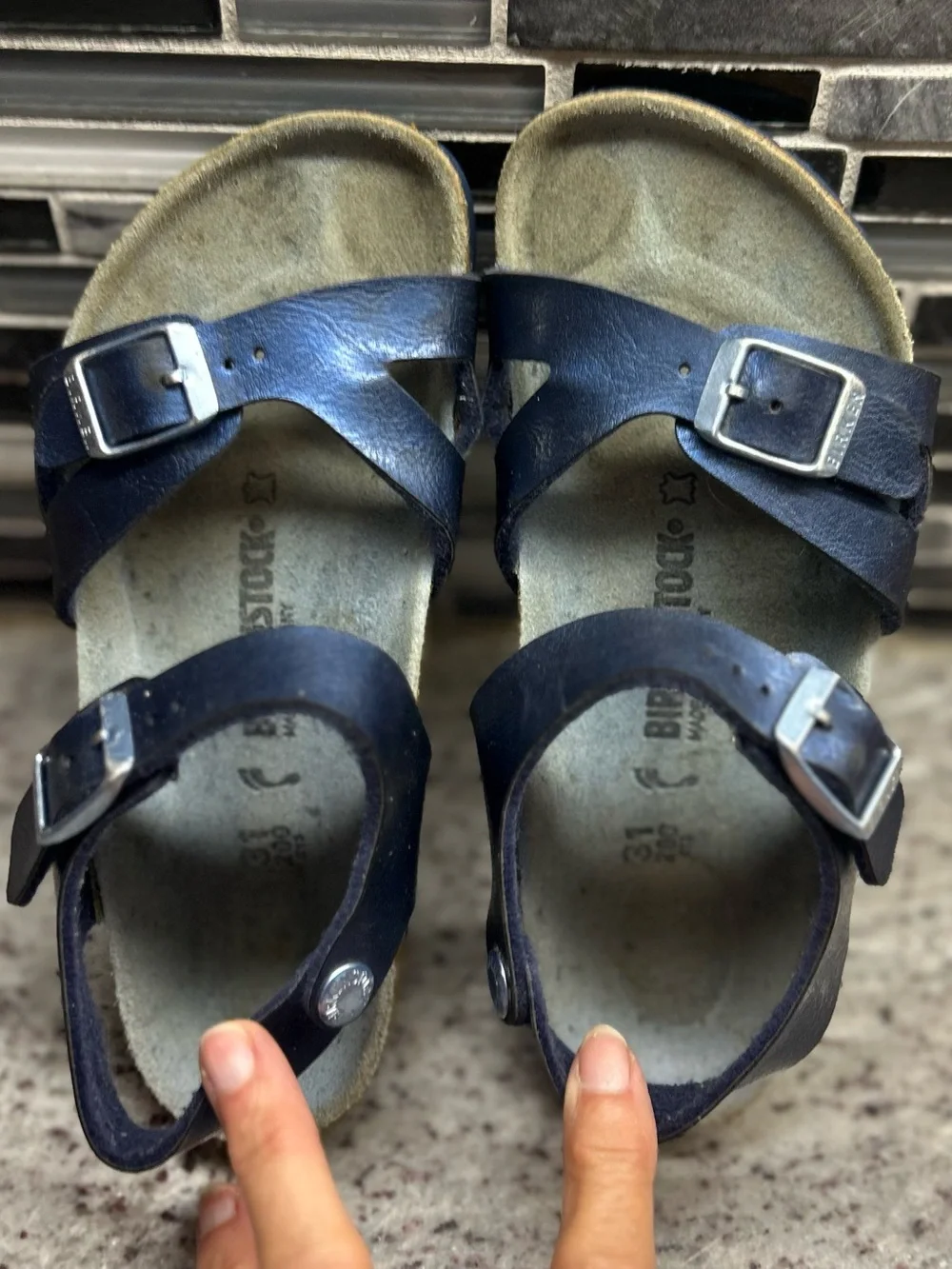 Birkenstock Kids Navy Blue Buckle Sandals size 13(31)